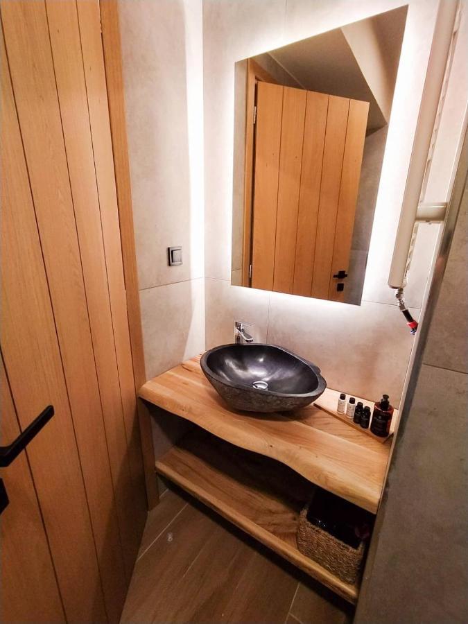 Peri Elxis Luxury Suites Mourésion 外观 照片